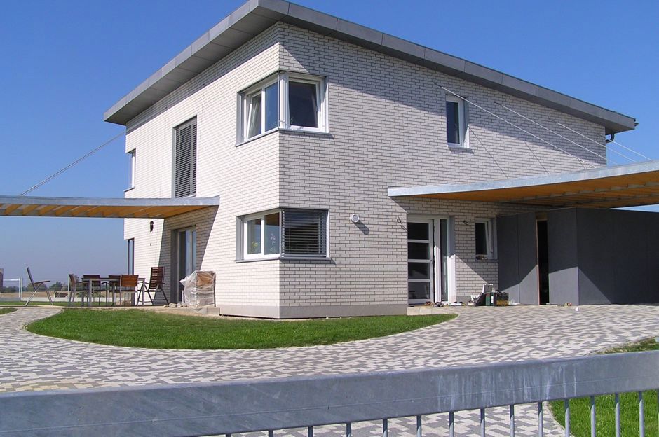 Die Bestseller CETTA 80 und ZETTA 90: Worin unterscheiden sie sich und welche Außenjalousie ist die richtige für Sie?