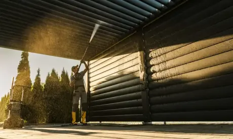 Ratgeber zu Pflege und Instandhaltung der Beschattungstechnik nach dem Sommer