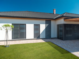 So erkennen Sie eine hochwertige Außenjalousie: Details und Werkstoffe im Fokus