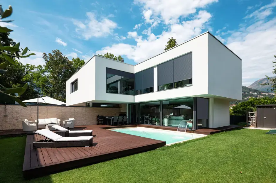 Vorfensterrollos und Sicherheit: Schutz vor Einbrechern