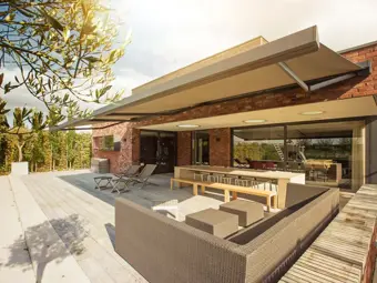 Markisen: Welcher Typ eignet sich für einen Balkon und welcher für eine Terrasse?